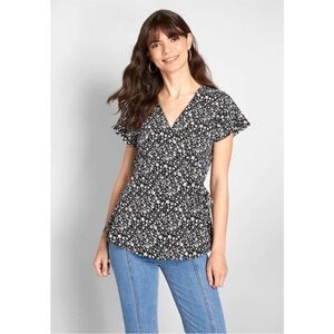 NWT ModCloth floral wrap top